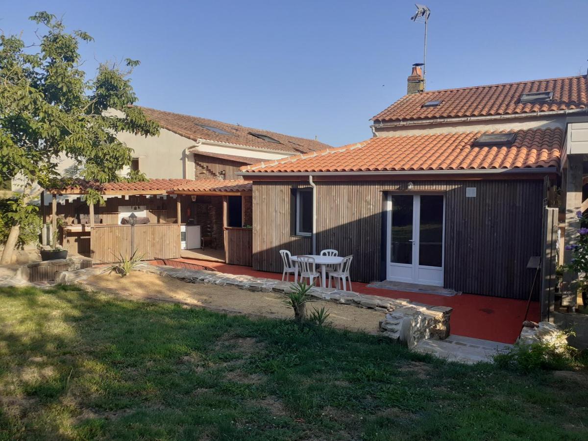 La Fenetre Villa Saint-Florent-des-Bois Eksteriør bilde