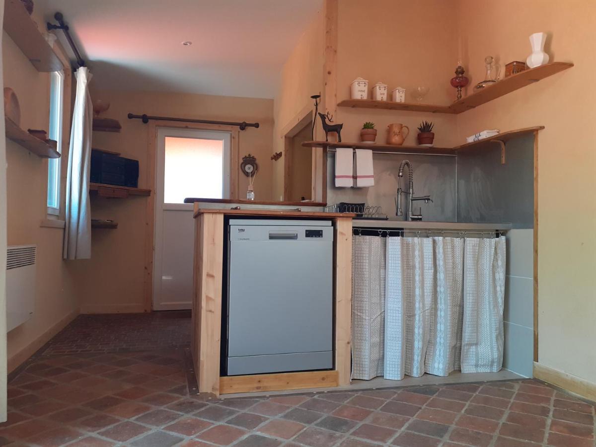 La Fenetre Villa Saint-Florent-des-Bois Eksteriør bilde